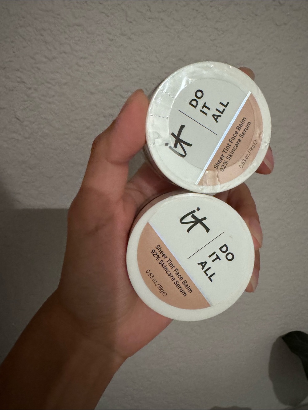 it cosmetics Do It All Sheer Tint Face Balm - fair cool 125 - Picture 3 of 4